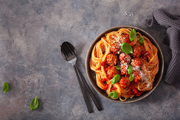 spaghetti with meatballs and tomato sauce, italian pasta