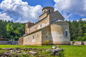 Fototapeta na wymiar Sopocani monastery in Serbia
