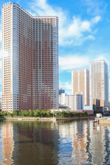 Fototapeta na wymiar Skyscraper on an artificial island in Tokyo