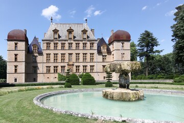 Fototapeta na wymiar Chateau de fléchères in Fareins, France 