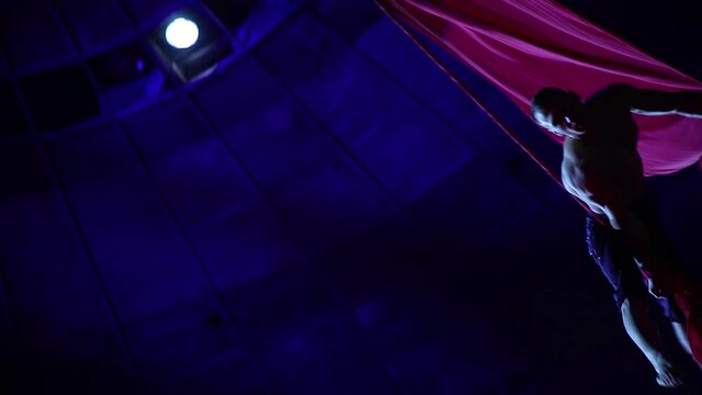 Aerial acrobat shows his show