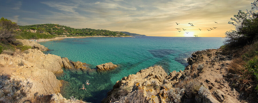 Paysage du sud de la France au cr&eacute;puscule