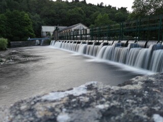 &eacute;cluse fluvial