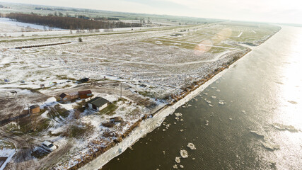Ujście Wisły Mikoszewo dron zimą - obrazy, fototapety, plakaty