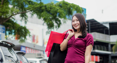 asian woman shopping fashion at mall