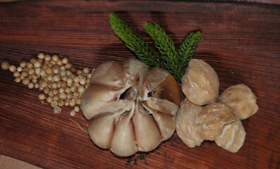 garlic and various spices for cooking