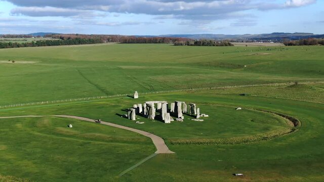 Stonehenge, Salisbury Plain, Wiltshire, England