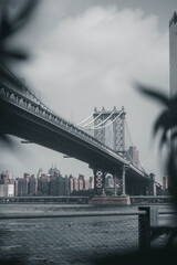 Obraz premium City bridge and city skyline in New York
