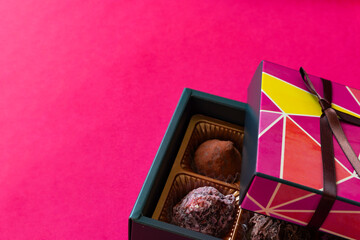 Valentine's Day chocolate and copy space.  バレンタインデーのチョコレート