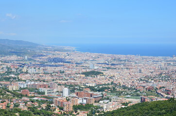 Fototapeta na wymiar Marvelous panorama of the Barcelona city