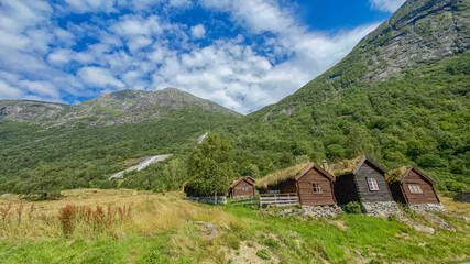 Fototapeta na wymiar Lovatnet, Loen, Norwegen
