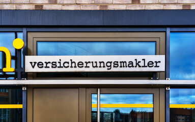Versicherungsmakler