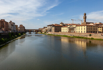 Fototapeta na wymiar Aerial view of the Arno river in Florence, Italy