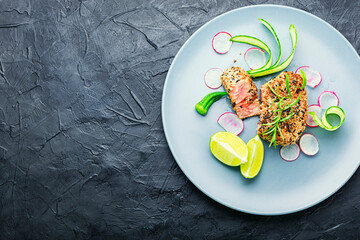 Tuna meat with vegetables