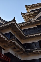 Fototapeta na wymiar Detail der Dachkonstruktion der Matsumoto Burg, Nagano 