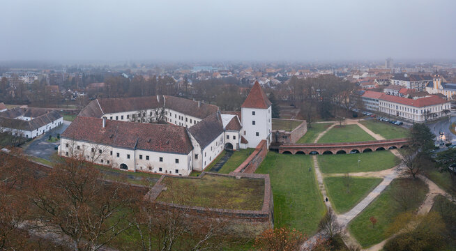 Aerial photo of Sarvar, Nadasdy castle