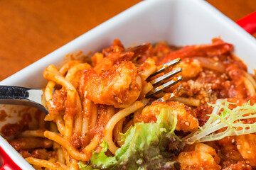 close up spaghetti with prawns