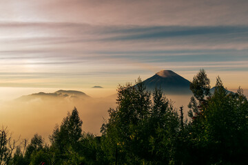 view of the sindoro mountains with a sea of ​​clouds