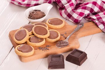 Fototapeta na wymiar Shortcrust pastry biscuits with chocolate. 