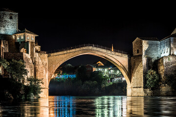 Obraz premium Stari most bridge of Mostar at night