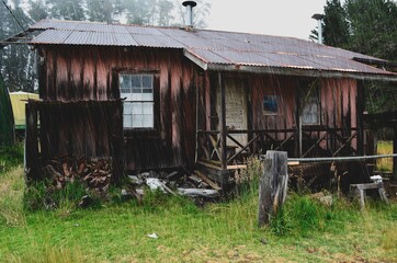Old run-down building on Humuula Sheep Station on the slopes of Mauna Kea