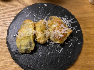 근접 촬영한 맛있는 한국 음식 굴전