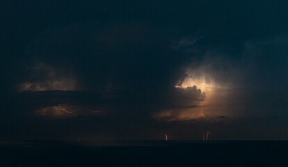 Lightning storm om Mediterranean Sea