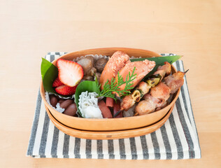 手作りのおいしい曲げわっぱのお弁当【焼たらこ】