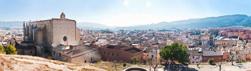 Fototapeta na wymiar Panorama de Montblanc Medieva