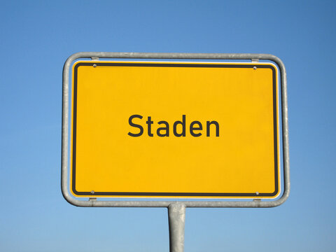 Ortsschild Staden