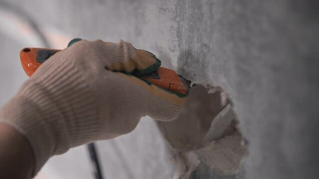 Installation of the socket. Repairs. Stationery knife.