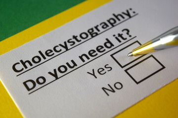 Obraz premium One person is answering question about cholecystography.