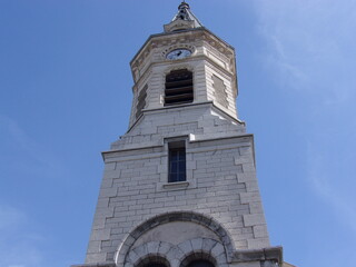 église