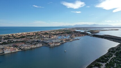Obraz premium survol du littoral de l'Aude entre Leucate et le Barcarès