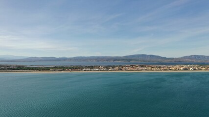 Survol de Port-Leucate, son port et ses plages