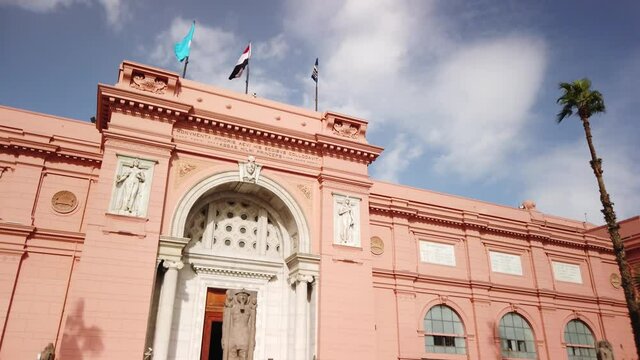 Shot of the main facade of the egyptian museum in cairo in egypt