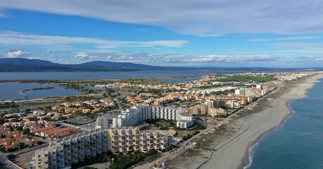 Fototapeta premium plage de port-Leucate et de Barcarès vue du ciel