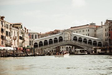 Fototapeta premium Rialto Bridge. view