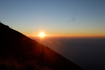 bautiful sunrise in the top of mountains