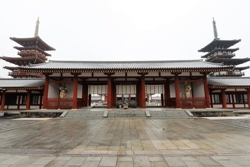 奈良　雪景色の薬師寺
