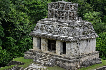Naklejka premium Paisajes y localizaciones de las ruinas mayas de Palenque, en el estado de Chiapas, en el sureste de Mejico