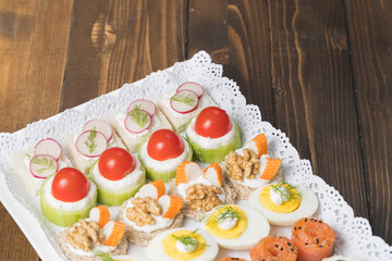 canape with salmon and cheese