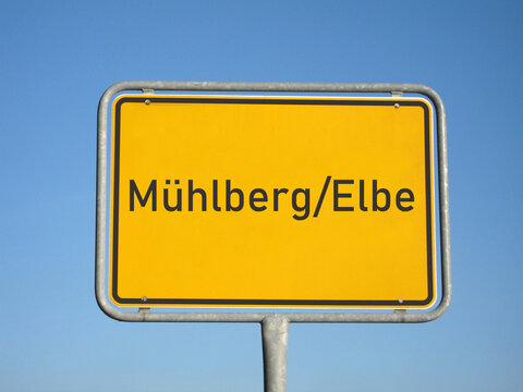 Ortsschild M&uuml;hlberg/Elbe