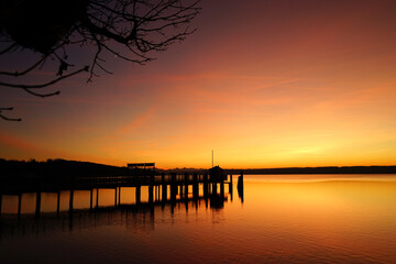 Obraz premium Sonnenuntergang am Ammersee