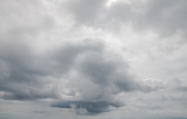 Fototapeta na wymiar Moody picture of a dark sky with clouds.
