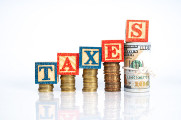 wooden cube and letter 