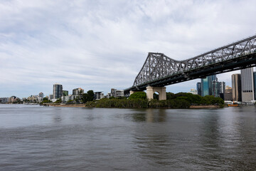 Obraz premium Bridge over the river in Brisbane, Queensland 