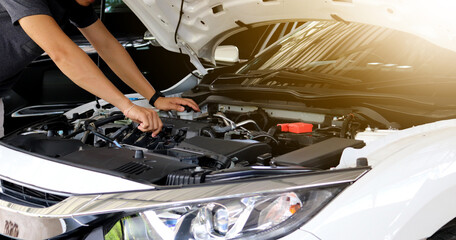 Checking engine accessories with safety inspection(Stop the engine)