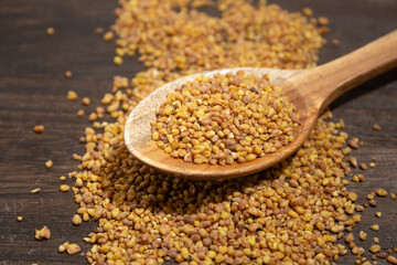 韃靼そば茶（日本の北海道産）、このままお湯をそそげばお茶として飲めます。