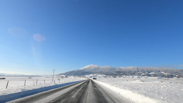 In winter, roads are very dangerous if drivers do not comply with the conditions on the road